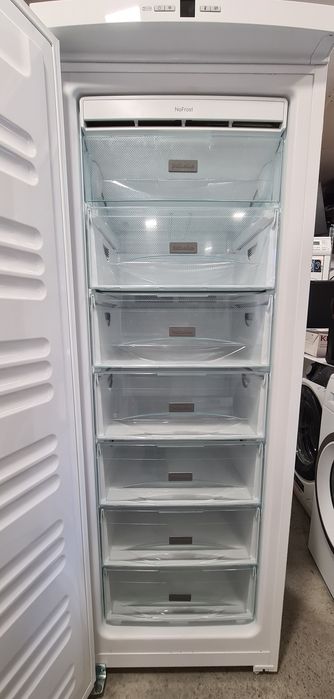 Фризер Miele NoFrost ++ 164см 221лтТОП!