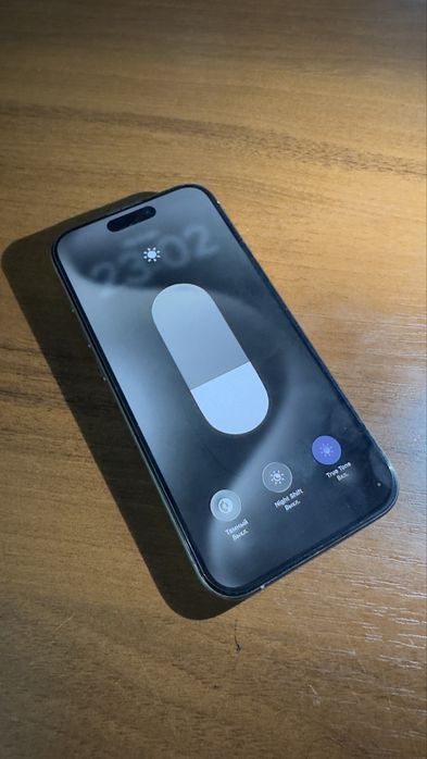 IPhone 15 Pro Natural Titanium