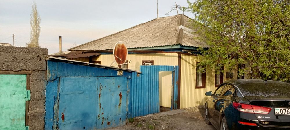 Продам дом. Район Дальний