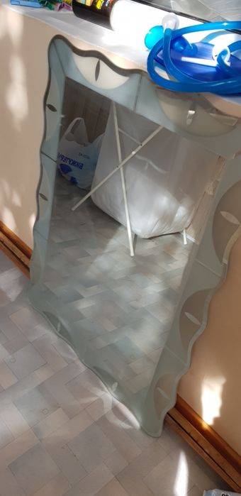 Продам хорошее зеркало