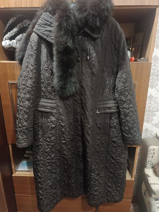 Продам пальто б/у