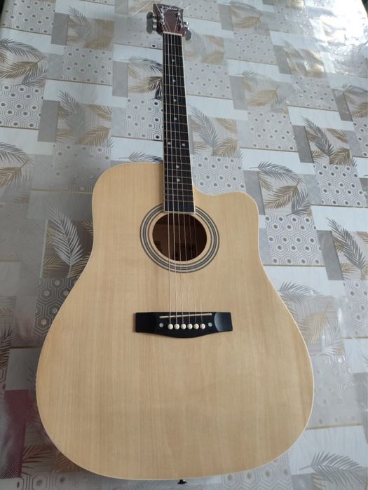 Гитара Акустичаская