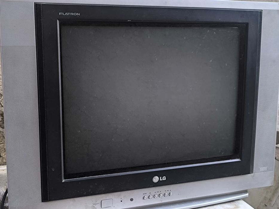 Телевизор LGʻ  сотилади