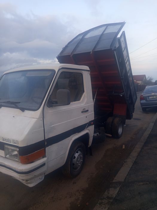 Nissan trade basculantă 3.5tone
