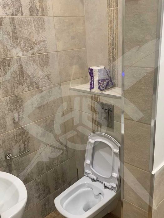 Продава се Многостаен апартамент в Бургас, Център - 110 кв.м за 1728 €/кв.м - Снимка #2