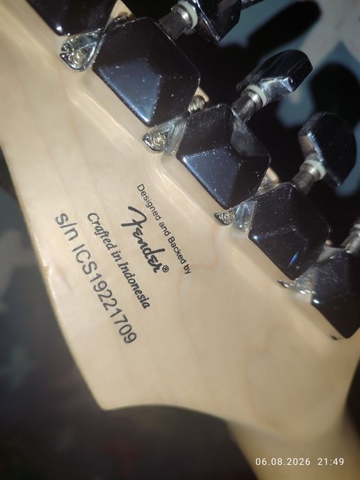 Электрогитара Squier Bullet Stratocaster