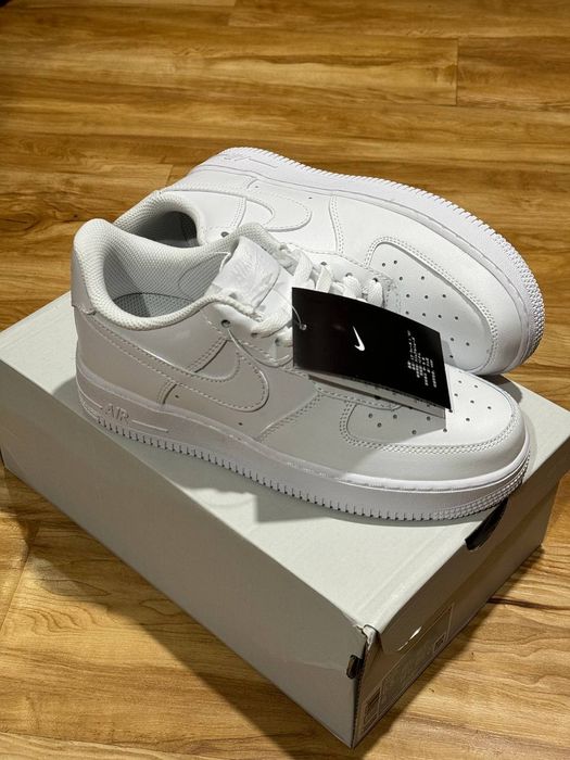 Продается кроссы Nike