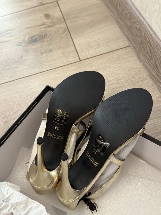 Сандали Just Cavalli НОВИ