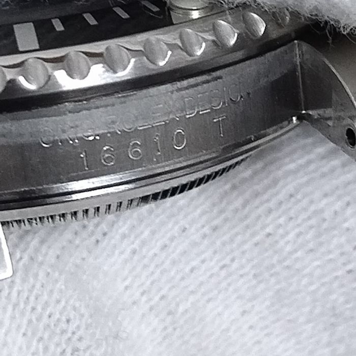 ROLEX Submariner Date, Steel, engraved bezel - оригинал