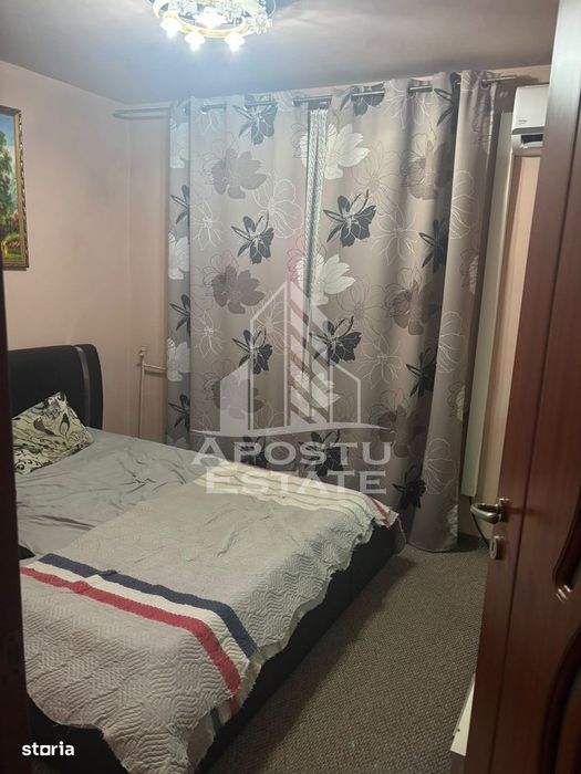 Apartament cu 2 camere de vanzare, etaj4/5, Zona Lipovei , Timisoara — fotografia 3