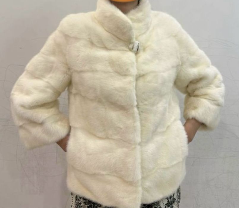 Продам шубу авто леди