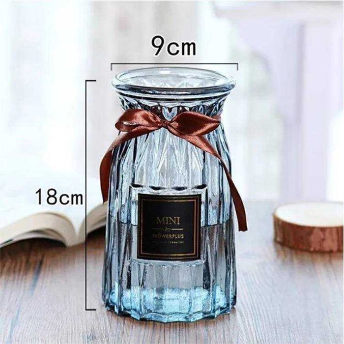 Ваза для цветов из стекла 18см