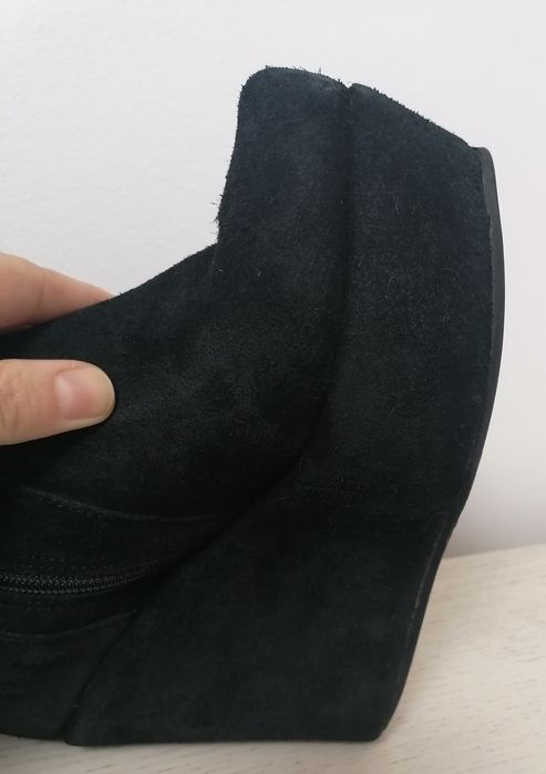 Ghete cu talpa înaltă, mărimea 35