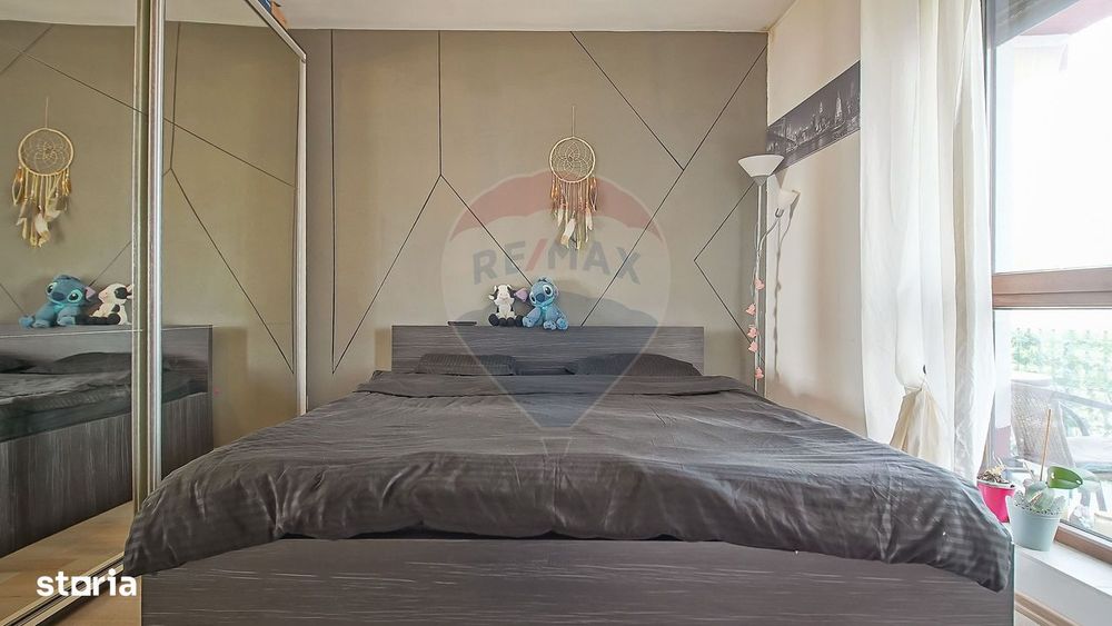 3 Camere || Tractorul || Loc De Parcare || Terasa Si Balcon
