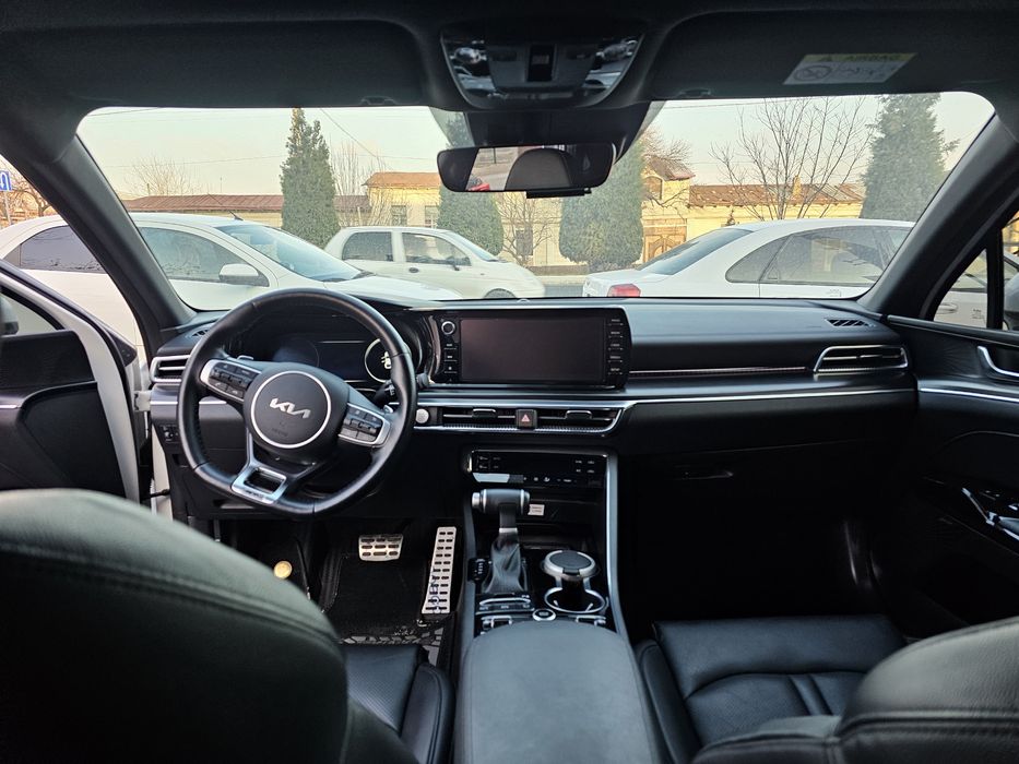 Kia k5. GT-Line.2.5l.Ful. Yili 2023. Yurgani 14500. Narxi 32500