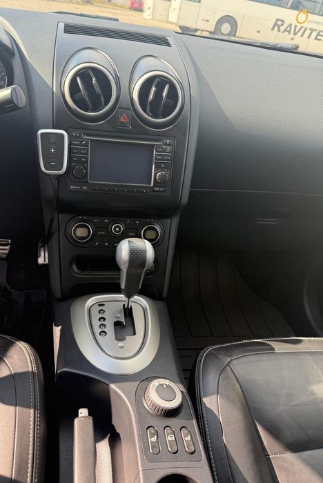 Vand Nissan Qasqai 2010 2.0 diesel automat 4x4