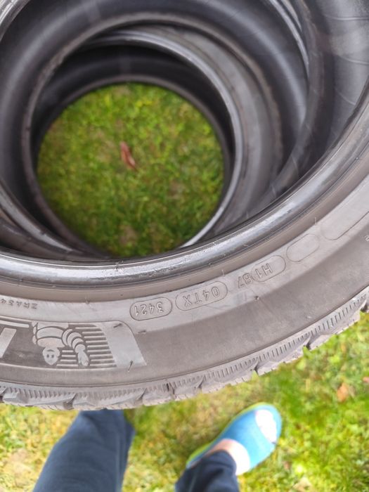 Vand 4 anvelope Michelin 245 45 18 iarna