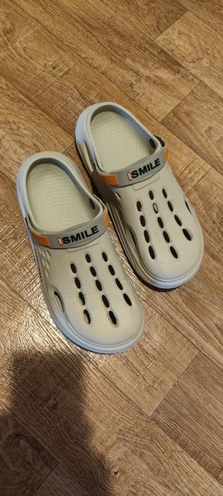 Водоустойчиви плажни клогове/сабо