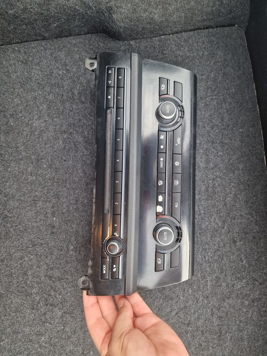 Dezmembrez bmw f10