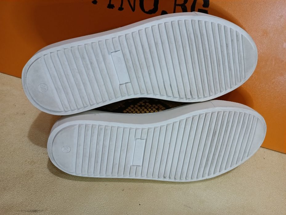 Кожени сникърси N 40 - 29 лв