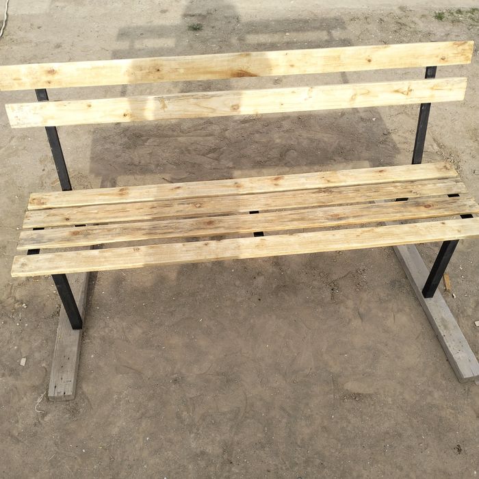 Скамейка скамейка