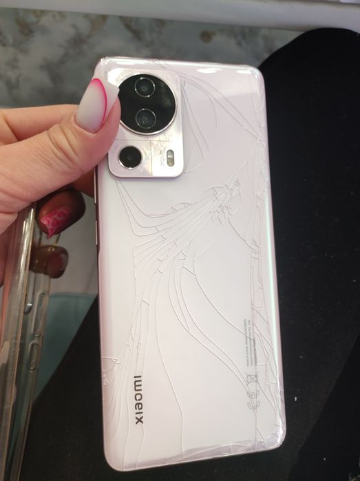 Xiaomi 13 lite продам.