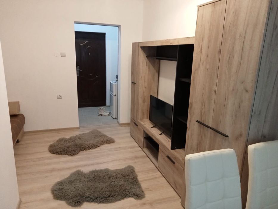 Garsonieră de închiriat