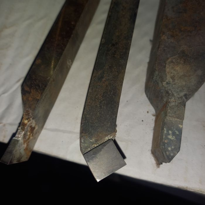 Резец токарный разный