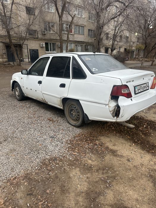 Автомобиль Nexia