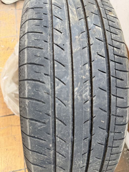 Продам шины 205/65R16