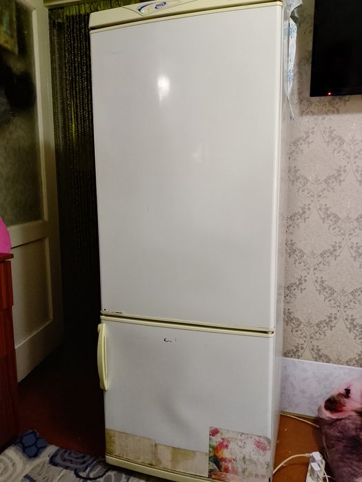 СРОЧНО продается холодильник