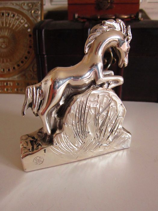 cadou rar Cal cu Ceas mic argintat Ottaviani Italia '80