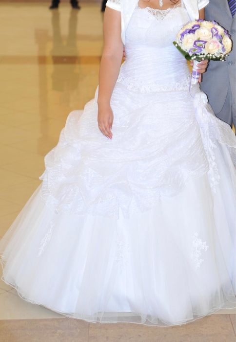 Vand Rochie de mireasă