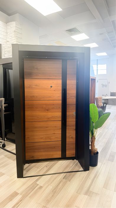 Входна врата за къща-MELANIA