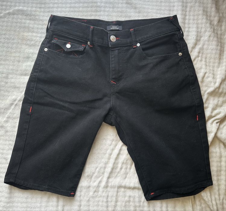 Черни къси панталони True Religion