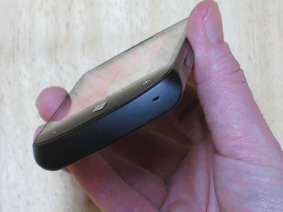 Телефон LG Optimus 7 Windows Phone