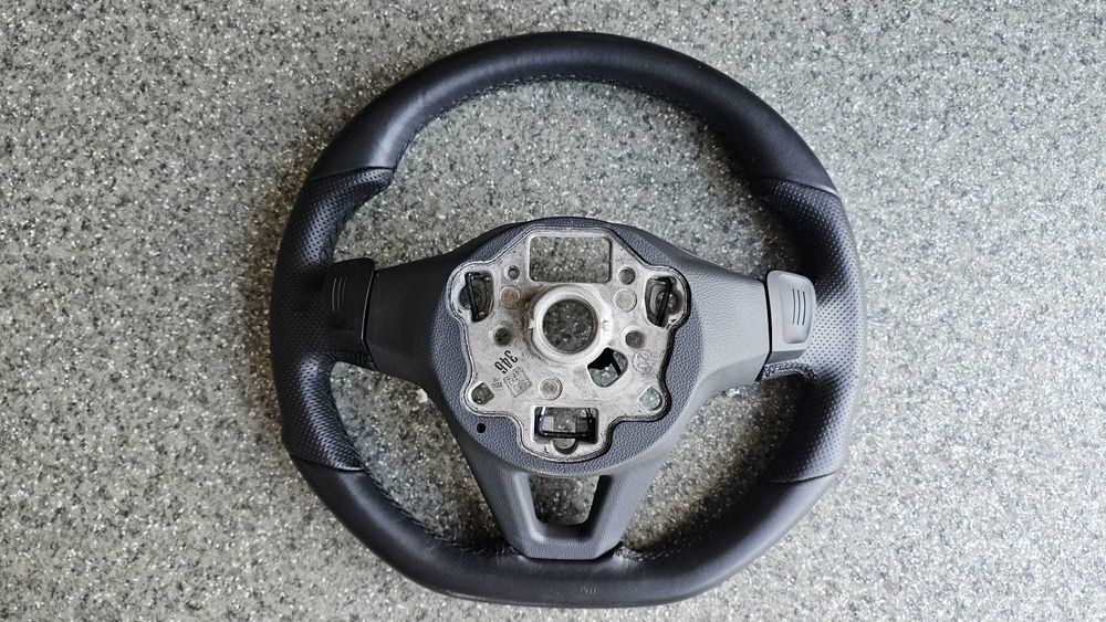 Volan Volkswagen Golf 8 / Padele / Fara Airbag