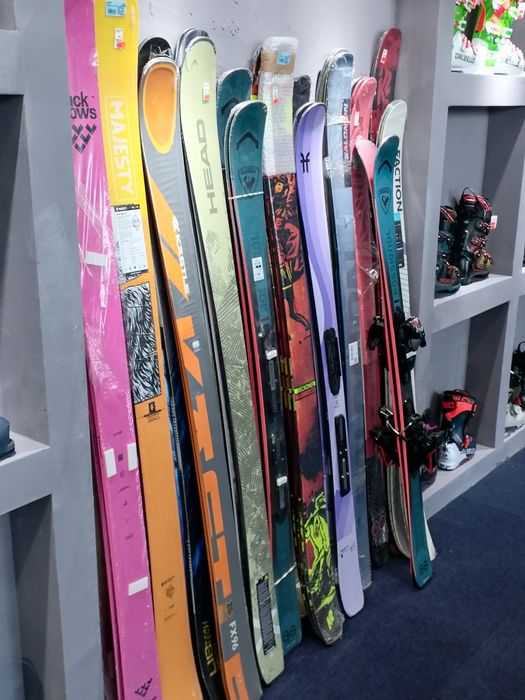 Clapari schiuri ski tura Dalbello,Tecnica, K2, Scarpa, Atomic, Lange