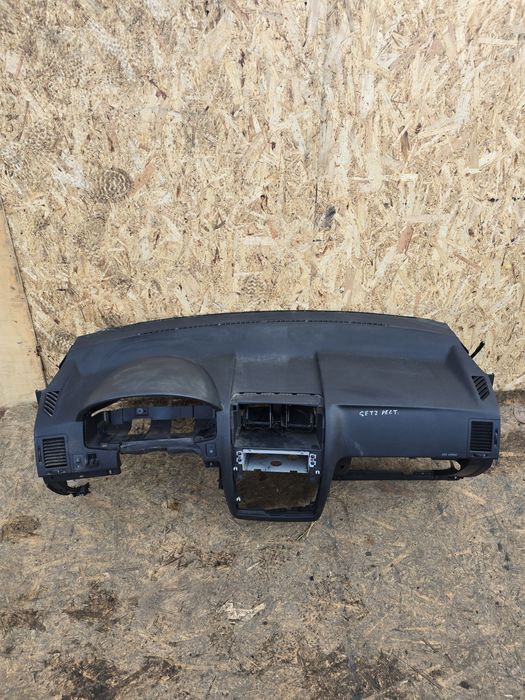 Торпедо панель Хендай гетз Hyundai Getz