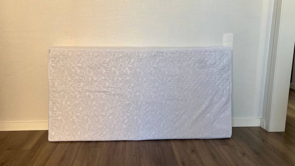 Продам срочно детский матрас 160х80