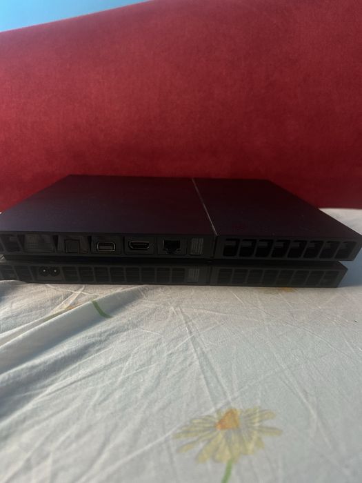 vand consola playstation 4+ jocuri
