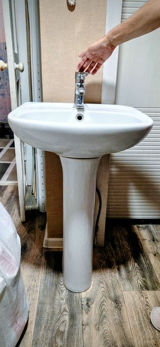 Продам раковину тюльпан