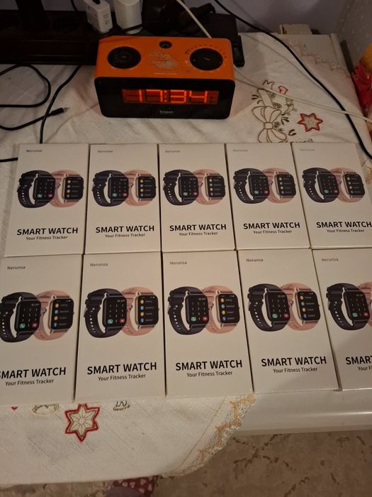 Ceas Smartwatch Nerunsa P68, NOU, apel bluetooth ,playbach, sigilat