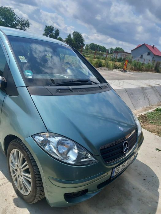 Vând mercedes a clas