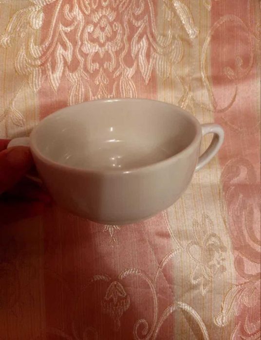 Продавам  антични ретро предмети за дома-чиний,съдове,бижутера