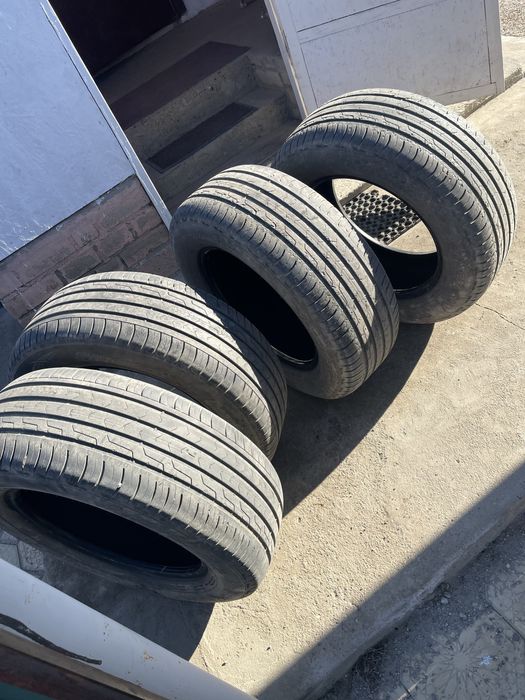 Продам комплект летних Шин