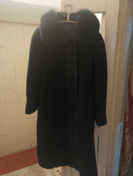 Тёплое пальто зимнее