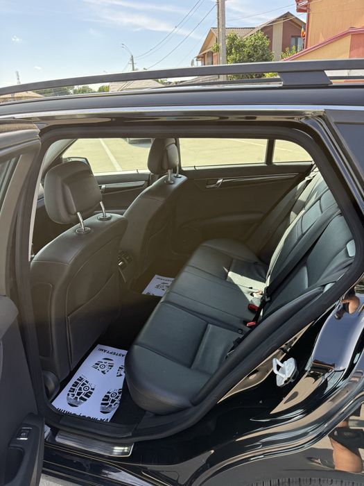 MERCEDES-BENZ C-Class 0 — imagine 5