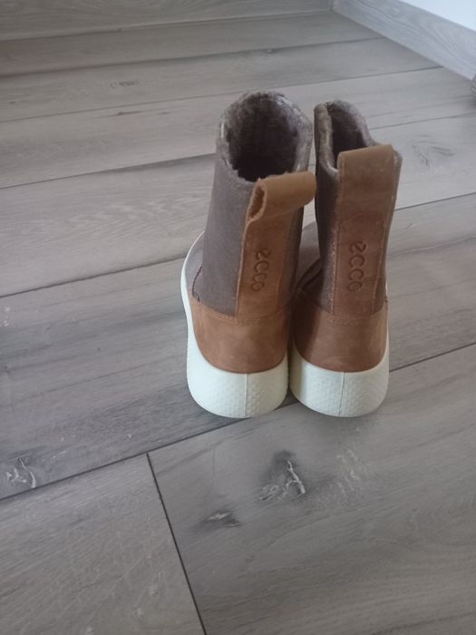 Детски боти ecco