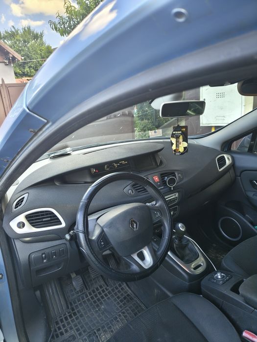 Vând Renault grand scenic 3 , 1.9dci 130 cp 7 locuri